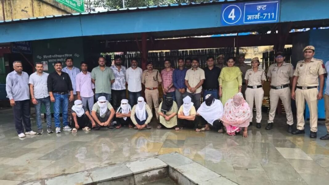 Child trafficking : दिल्ली पुलिस ने बच्चा तस्करी गैंग का किया भंडाफोड़, 10 गिरफ्तार, 6 नवजात सुरक्षित