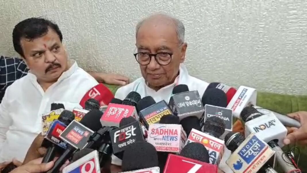 Sharp statement : पूर्व CM दिग्विजय सिंह का उज्जैन में तीखा बयान – शिवराज सिंह के क्षेत्र में सड़क व आदिवासी मुद्दों पर नाकामी
