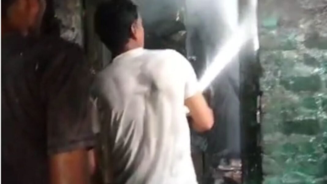 MP News : शाजापुर के ग्रामीणों की मदद के बावजूद घर राख, लाखों का नुकसान