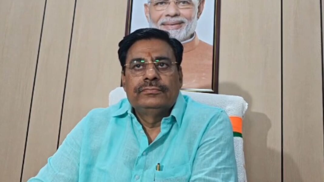 MP News : “हिंदू मस्जिद नहीं जाता, तो मुस्लिम गरबे में क्यों?” – विधायक शर्मा का कांग्रेस पर वार