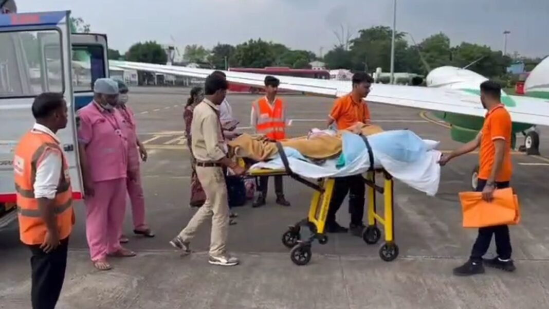 Indore : ट्रक हादसे में घायल 17 वर्षीय संस्कृति वर्मा एयरलिफ्ट, मुंबई में विशेषज्ञ उपचार