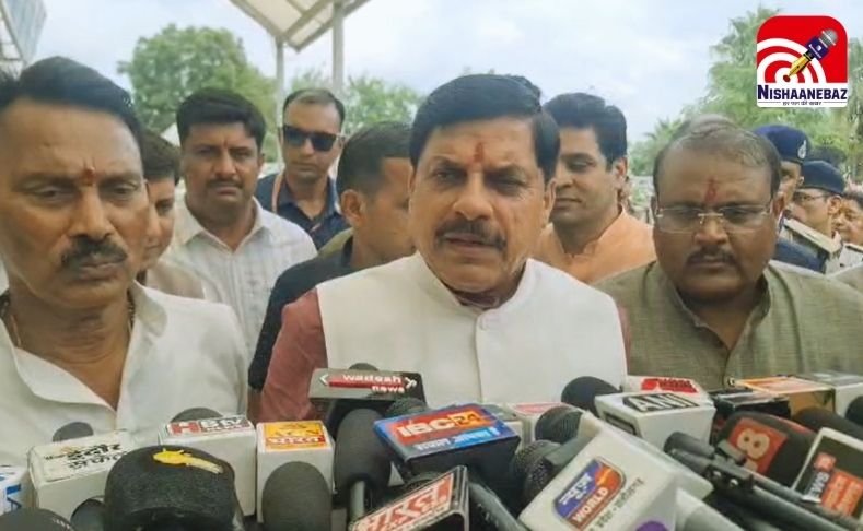 इंदौर सड़क हादसे को लेकर CM सख्त पहुंचे अस्पताल, अधिकारियों पर हो सकती है बड़ी कार्रवाई