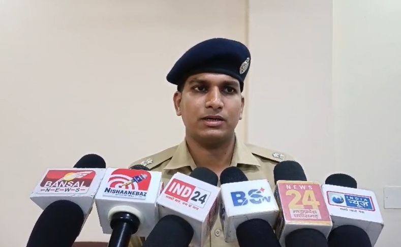 गरबा के नए नियम : मर्यादा में रहें, वरना होगी सख्त कार्रवाई…देखें वीडियो