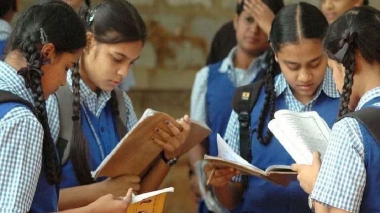 cbse exam datesheet released : CBSE 10वीं और 12वीं बोर्ड परीक्षा 2026 की डेटशीट जारी, 10वीं के लिए साल में दो बार परीक्षा होगी