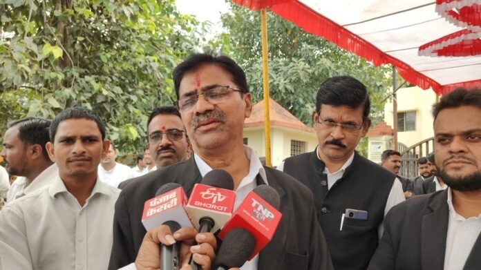 Lawyers' protest in Burhanpur Lawyers' protest in Burhanpur