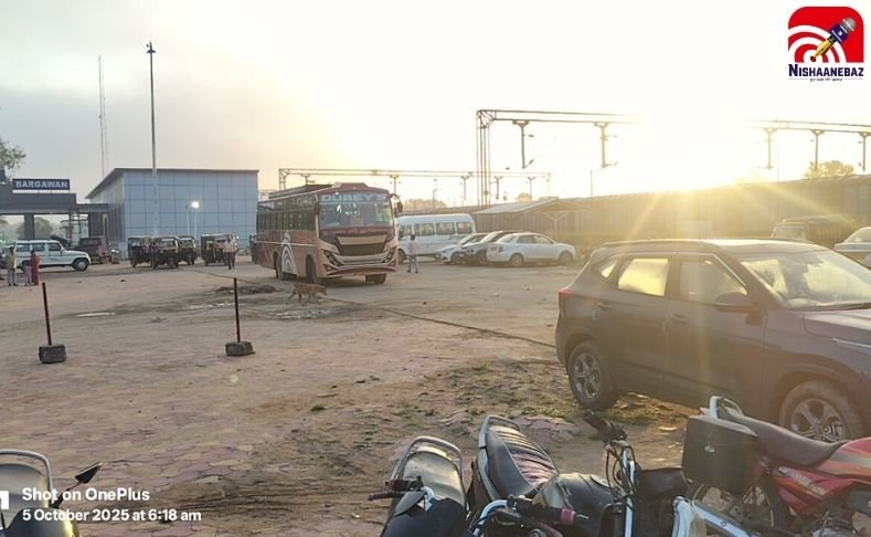 Singrauli News : रेलवे स्टेशन पर पार्किंग के नाम पर अवैध वसूली और चोरी का गोरखधंधा अधिकारी दे रहे संरक्षण…