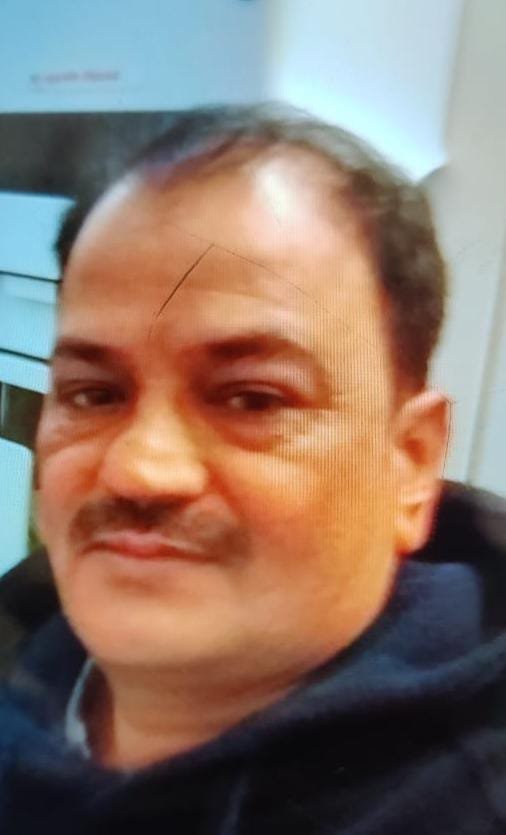 Indore : साइलेंट अटैक ने छीना जान: इंदौर के पेट्रोल पंप पर ट्रैवल्स ड्राइवर की मौत CCTV में कैद