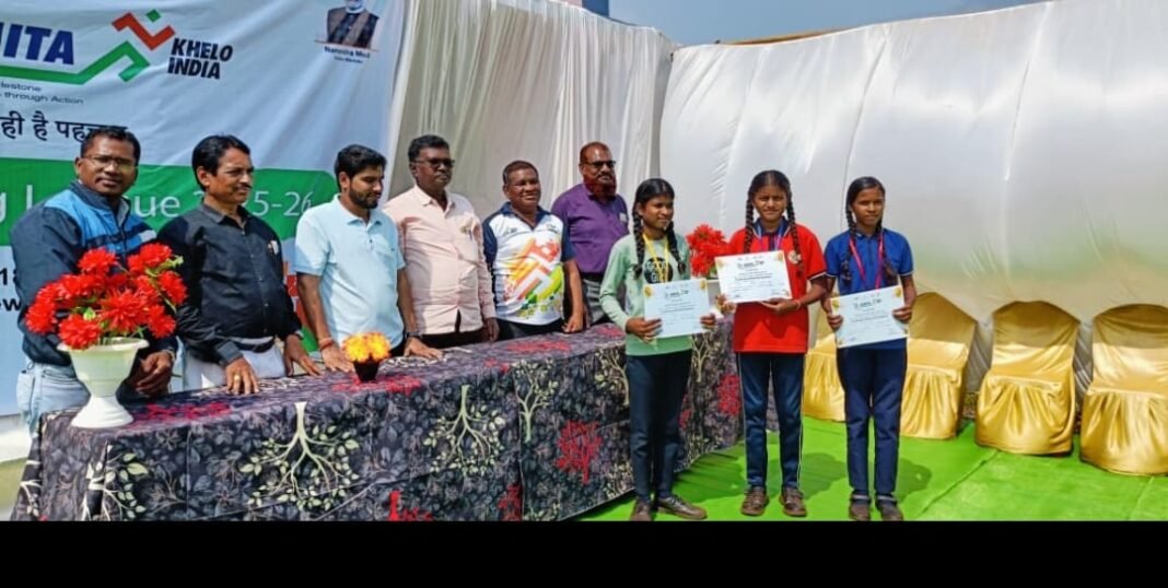 CG News : खैरागढ़ के वनांचल क्षेत्र साल्हेवारा में खेलो इंडिया अस्मिता साइक्लिंग प्रतियोगिता सम्पन्न हुआ