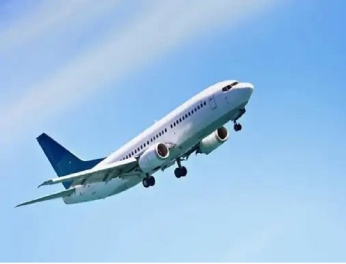 CG NEWS : त्योहारी सीजन में सफर महंगा: रायपुर से बेंगलुरु-पुणे का किराया 20 हजार तक, ट्रेनों में वेटिंग और टैक्सियों के दाम भी बढ़े