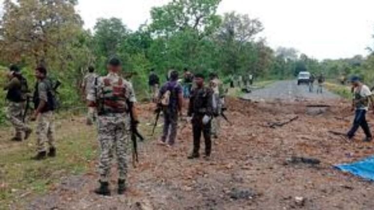 CG NEWS: नक्सलियों की साजिश नाकाम, 10 किलो का IED बम बरामद कर निष्क्रिय