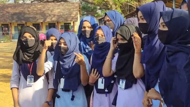 Kerala : हिजाब पहनने को लेकर स्कूल में तनाव, स्कूल ने कर दी छुट्टी