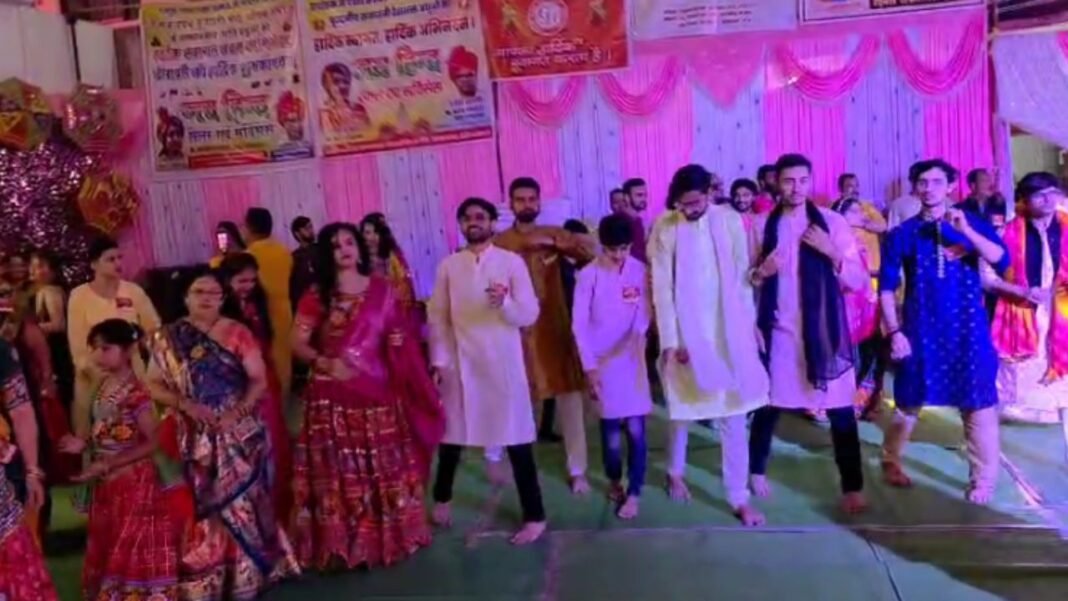 MP News : बुरहानपुर में “पंखुड़ी गरबा रास 2025” का भव्य समापन: परंपरा, संस्कृति और एकता का संगम