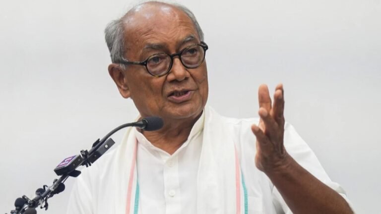 Digvijay Singh : पूर्व सीएम दिग्विजय सिंह ने दावा – ‘दवा कंपनियों ने बीजेपी को  दिया 945 करोड़ का चंदा