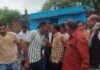 farmer protest : किसानों से भिड़े पूर्व मंत्री लाखन सिंह, कहा – “तुम जैसे एलिमेंट ही जनता का सत्यानाश कर रहे हैं”