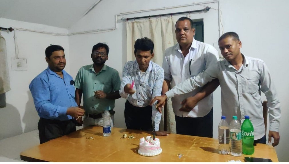 Tilda-Nevra : मुख्यमंत्री के दामाद और छत्तीसगढ़ मीडिया एसोसिएशन के संरक्षक टी. एस. सिंह कंवर का जन्मदिन धूमधाम से मनाया गया