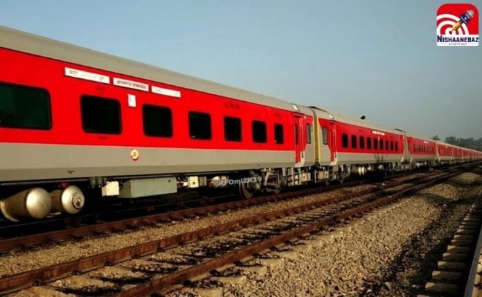 रेल यात्रियों की बढ़ी मुश्किल