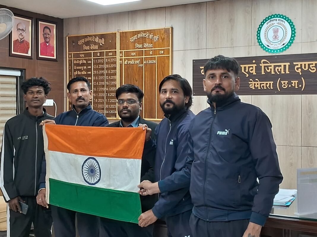 CG NEWS: गिनीज बुक और लिम्का बुक वर्ल्ड रिकॉर्ड होल्डर विश्वशांति विश्वपदयात्रा टीम पहुँची बेमेतरा, दो दिवसीय जन-जागरूकता कार्यक्रम आज से प्रारंभ