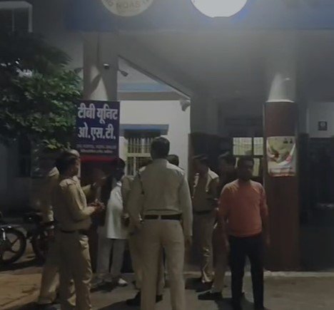 Gwalior Crime : ग्वालियर में देर रात चली गोलियां: हिस्ट्रीशीटर रिंकू कमरिया समेत पांच पर आरोप, दो युवक घायल