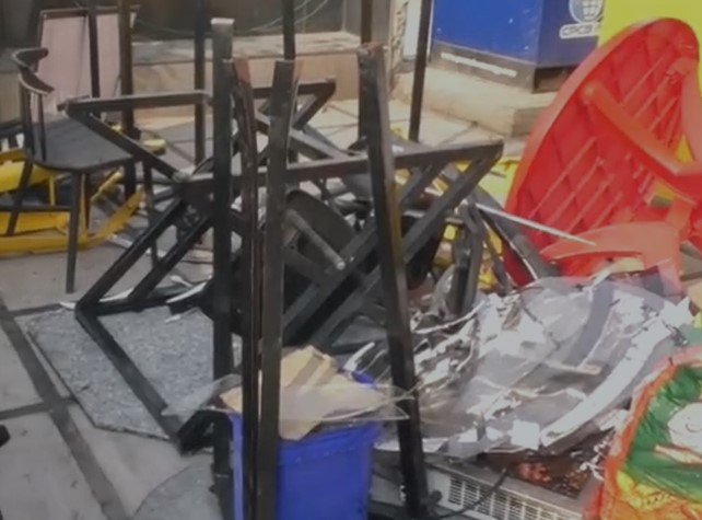 MP NEWS: भोपाल में नकाबपोशों का हमला: मिसरोद के मैजिक स्पॉट कैफे में तलवार–डंडों से ताबड़तोड़ तोड़फोड़, CCTV फुटेज वायरल”