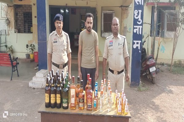 Aveidh Sharaab : अवैध शराब के साथ एक आरोपी को तिल्दा पुलिस ने किया गिरफ्तार