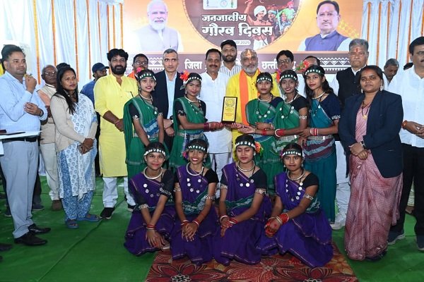 Birasa Munda Jayantee : भगवान बिरसा मुंडा की 150वीं जयंती पर बेमेतरा में जनजातीय गौरव दिवस का भव्य आयोजन