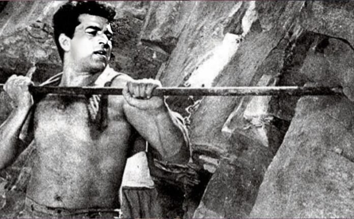 DHARMENDRA DHARMENDRA
