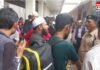 Gwalior Railway Station : रेलवे स्टेशन पर यात्रियों का हंगामा, पांच घंटे तक फंसे रहे यात्री, रेलवे की बड़ी… Gwalior Railway Station