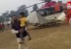 Katni Helicopter Emergency Landing : हवा में लाल सिग्नल मिलते ही हेलीकॉप्टर की इमरजेंसी लैंडिंग, गांव में मची अफरा–तफरी… Katni Helicopter Emergency Landing