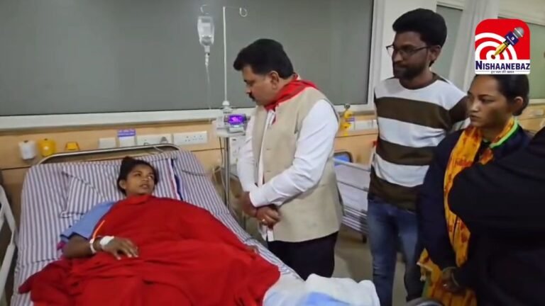 DRG constable Muchaki Durga : उपमुख्यमंत्री विजय शर्मा ने अस्पताल पहुंचकर IED विस्फोट में घायल DRG आरक्षक मुचाकी दुर्गा से की मुलाकात
