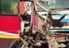 Bus and truck collision : रायगढ़ : चिराईपानी के पास बस और ट्रक की भीषण टक्कर, ड्राइवर समेत 12 यात्री घायल