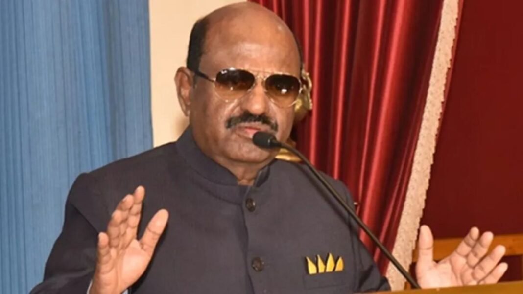 West Bengal news : ‘माफी मांगों, वरना कानूनी कार्रवाई’ : राजभवन को ‘बम-हथियार का अड्डा’ बताने पर राज्यपाल की TMC सांसद को चेतावनी