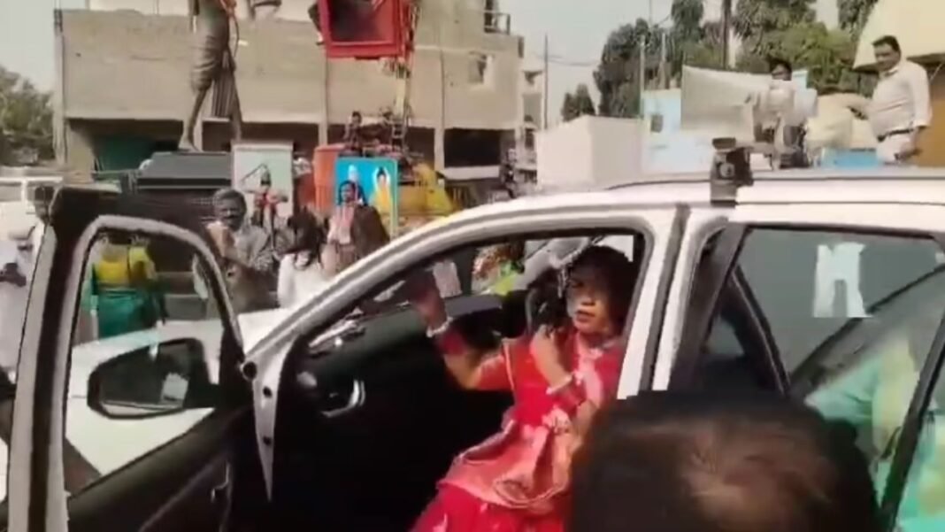 ‘Kachravo Karb’ : ‘कचरवो करब’ वाली मंत्री फिर विवादों में : पत्रकारों से बदसलूकी के बाद फोन पर धमकी भरा वीडियो वायरल