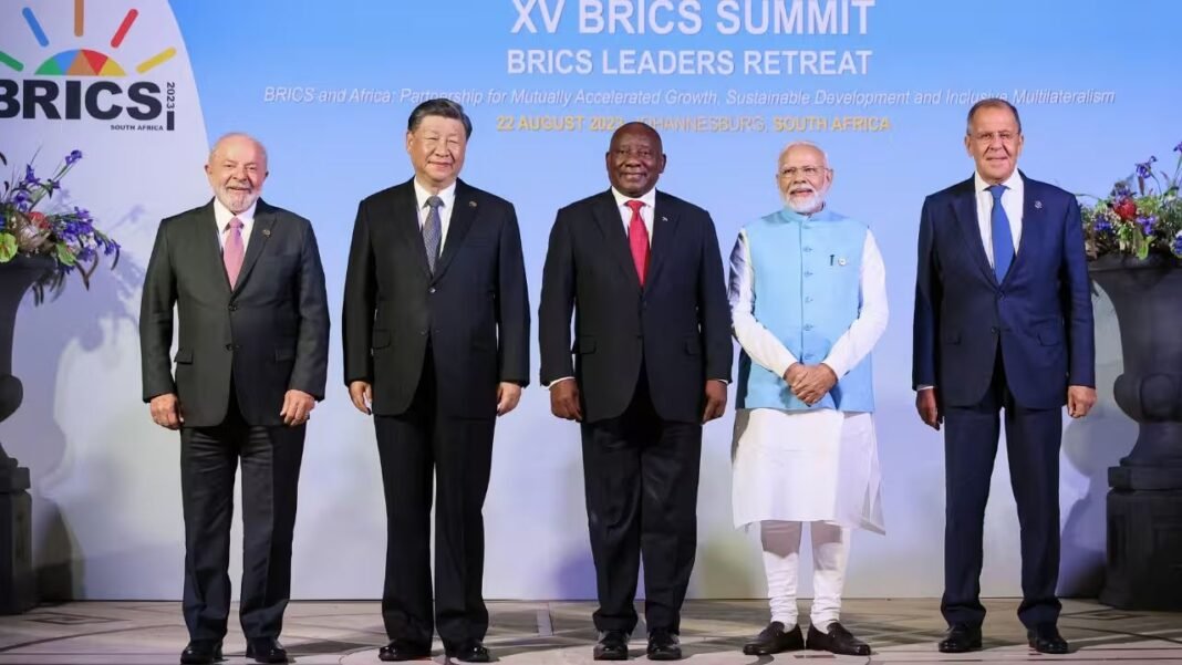 PM Modi in South Africa : जोहान्सबर्ग में जी-20 शिखर सम्मेलन में पीएम मोदी का प्रभावशाली संबोधन, ‘वसुधैव कुटुंबकम्’ की गूंज