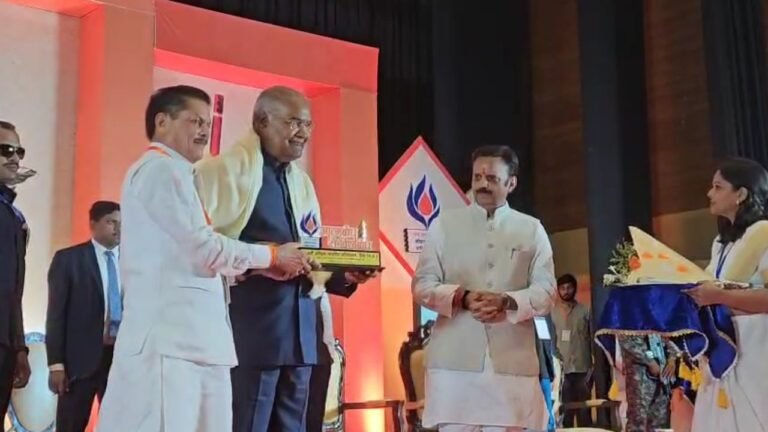 Dr. Ram Nath Kovind : रीवा में पूर्व राष्ट्रपति डॉ. रामनाथ कोविंद : अखिल भारतीय साहित्य परिषद के राष्ट्रीय अधिवेशन का किया उद्घाटन
