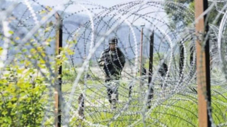 Siliguri Corridor : ‘चिकन नेक’ की सुरक्षा चाक-चौबंद : बांग्लादेश सीमा पर भारतीय सेना ने बनाईं 3 नई चौकियां