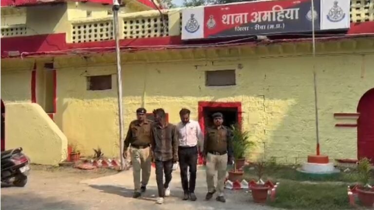 Meesho Office Theft : रीवा पुलिस की ‘सुपर’ रफ्तार : मीशो ऑफिस में सेंधमारी के 3 घंटे में चोर गिरफ्तार, ₹4 लाख का माल बरामद