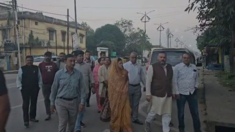 MLA Dr Brihaspati Singh : सूरजपुर में बृहस्पति सिंह के विवादित बयान पर कांग्रेसियों ने सौंपा FIR आवेदन