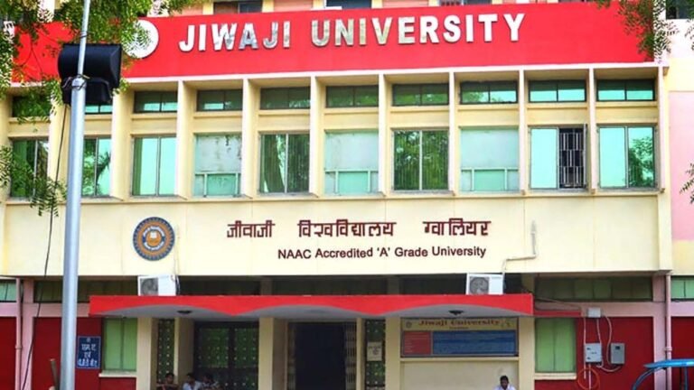 Jiwaji University : जेयू से संबद्ध 74 कॉलेजों पर संकट, नियमों का पालन न करने पर रद्द होगी मान्यता; छात्रों के भविष्य पर खतरा