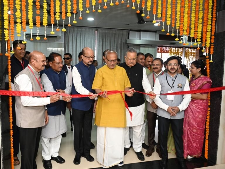 Vice President CP Radhakrishnan : उपराष्ट्रपति ने किया राजनांदगांव के ‘उदयाचल आई केयर इंस्टीट्यूट’ का शुभारंभ