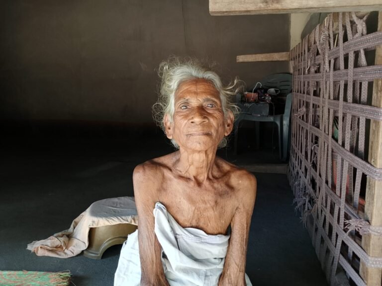 Old Age Pension Scheme : टेटराई में सरकारी योजना सिर्फ नाम की, 60+ बुज़ुर्ग तीन साल से इंतजार में