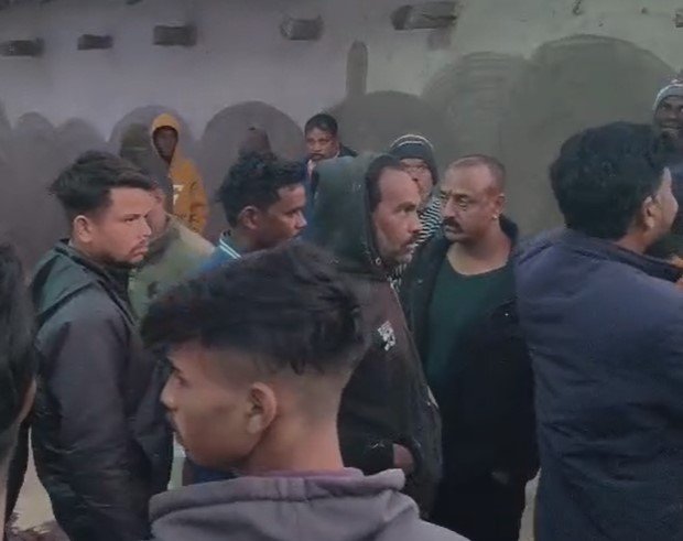 Korea News : सिरफिरे ने पहले बुजुर्ग को फावड़े से मारकर की हत्या, फिर खुद कुंए में कूदकर कर ली आत्महत्या