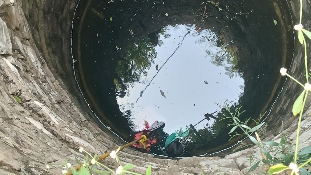 rewa news : सिरमौर में सनसनीखेज मामला: मामा के घर आई नाबालिग का संदिग्ध हालात में कुएं में मिला शव