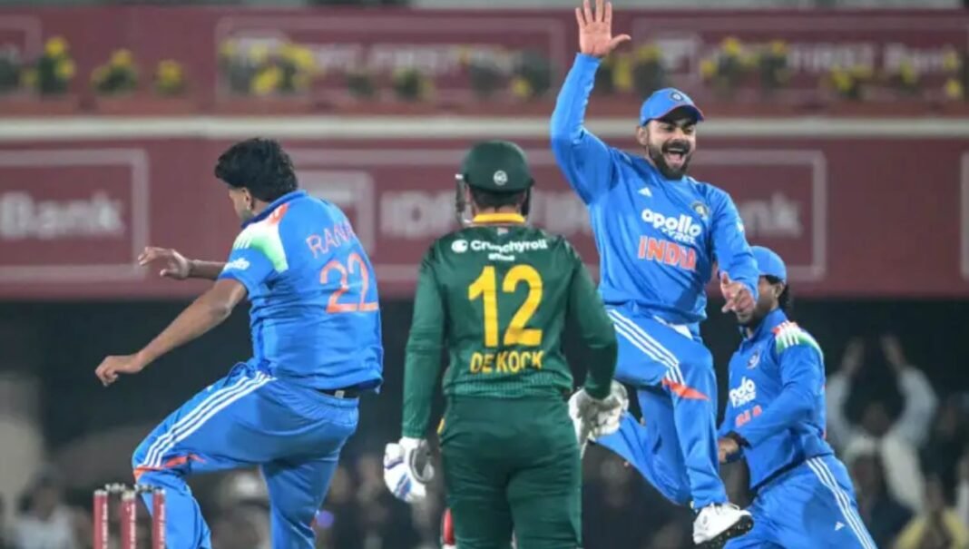 Ind Vs SA : तीसरा वनडे बना सुपरथ्रिलर! कुलदीप–प्रसिद्ध का कहर, Team India के सामने 271 का लक्ष्य