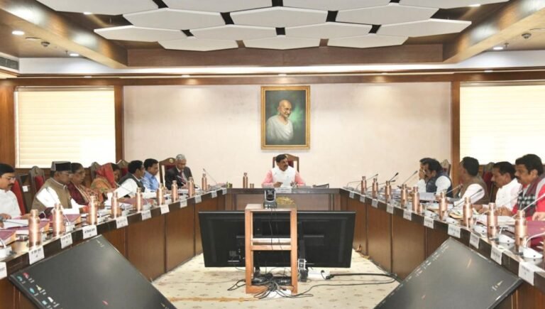 MP Cabinet