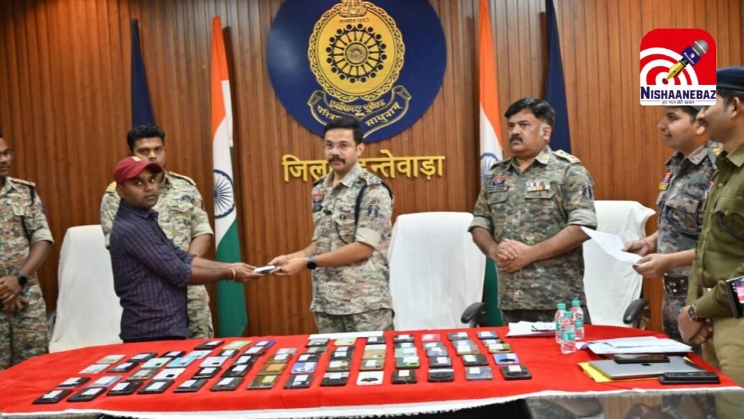 Dantewada Police Recovery : सायबर अपराधों पर पुलिस का ‘क्यूआर कोड’ प्रहार: घर बैठे दर्ज होगी शिकायत, ‘सायबर संगवारी’ बनेगा जागरूक