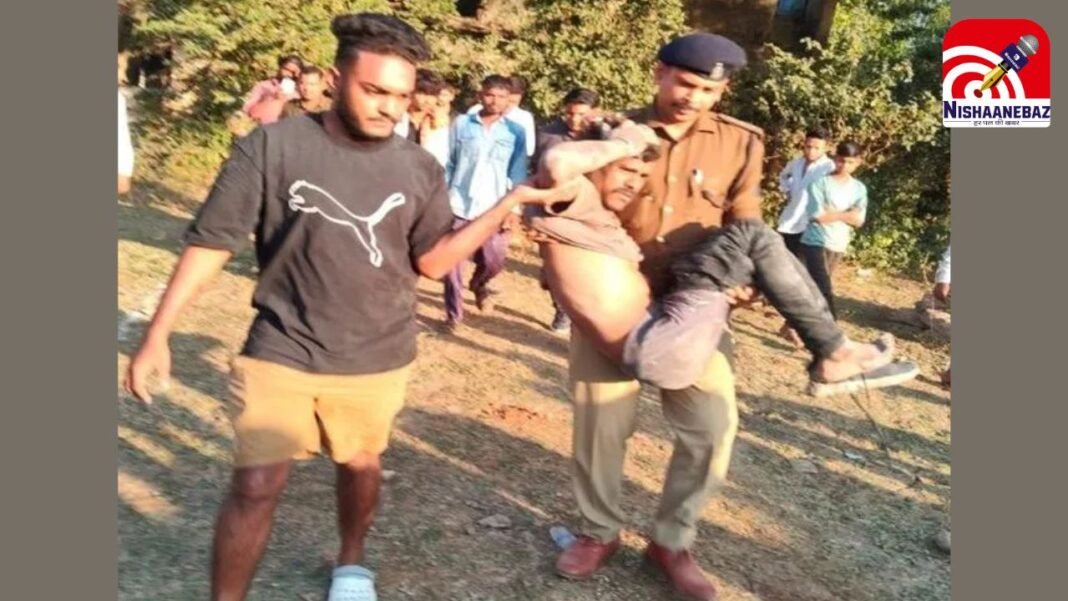 Rescue team : पुलिस का मानवीय चेहरा : रेस्क्यू टीम का इंतजार किए बिना टीआई ने युवक को गोद में उठाकर पहुंचाया अस्पताल