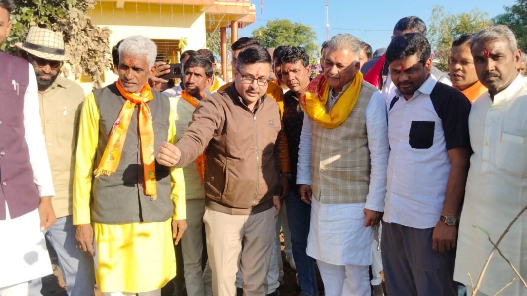 Gulana Hanuman Mandir : हनुमान मंदिर गुलाना में गूंजे सुंदरकांड के स्वर: भव्य श्रृंगार और महाप्रसाद में उमड़े हजारों श्रद्धालु