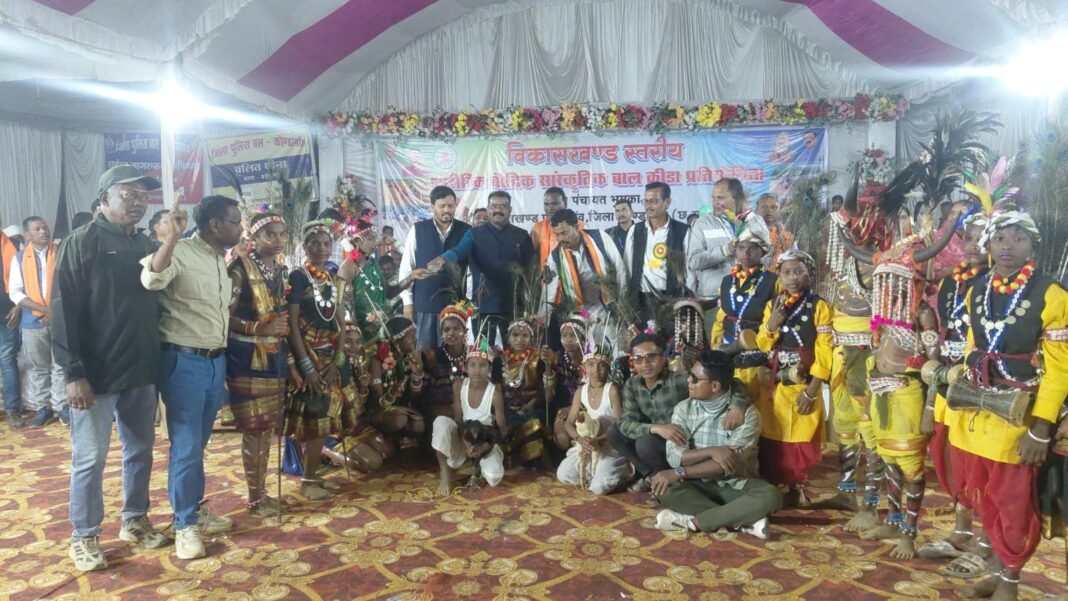 फरसगांव: भुमका में चार दिवसीय खेल महाकुंभ का समापन, विधायक नीलकंठ टेकाम ने बढ़ाया नन्हें खिलाड़ियों का हौसला