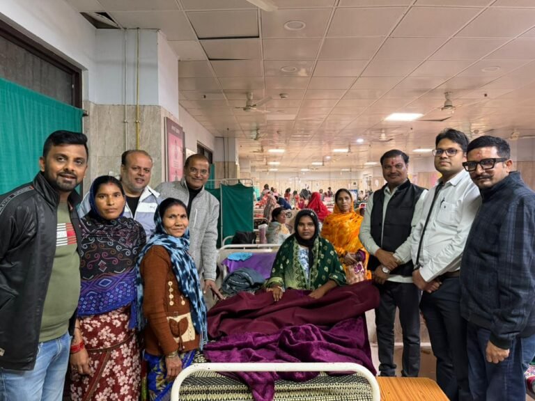 Chamber of Commerce : ठंड में मिला राहत का गर्माहट : राजनांदगांव चैंबर ऑफ कॉमर्स का सेवा संकल्प, महापौर ने की पहल की सराहना