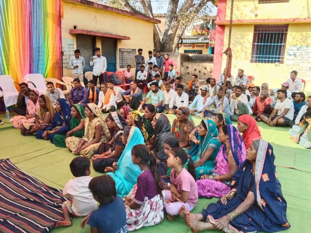 PMAY Jan Chaupal : सबको आवास: गनियारी में सजी ‘पीएमएवाई जन चौपाल’, ग्रामीणों को सिखाए पक्के मकान बनाने के गुर